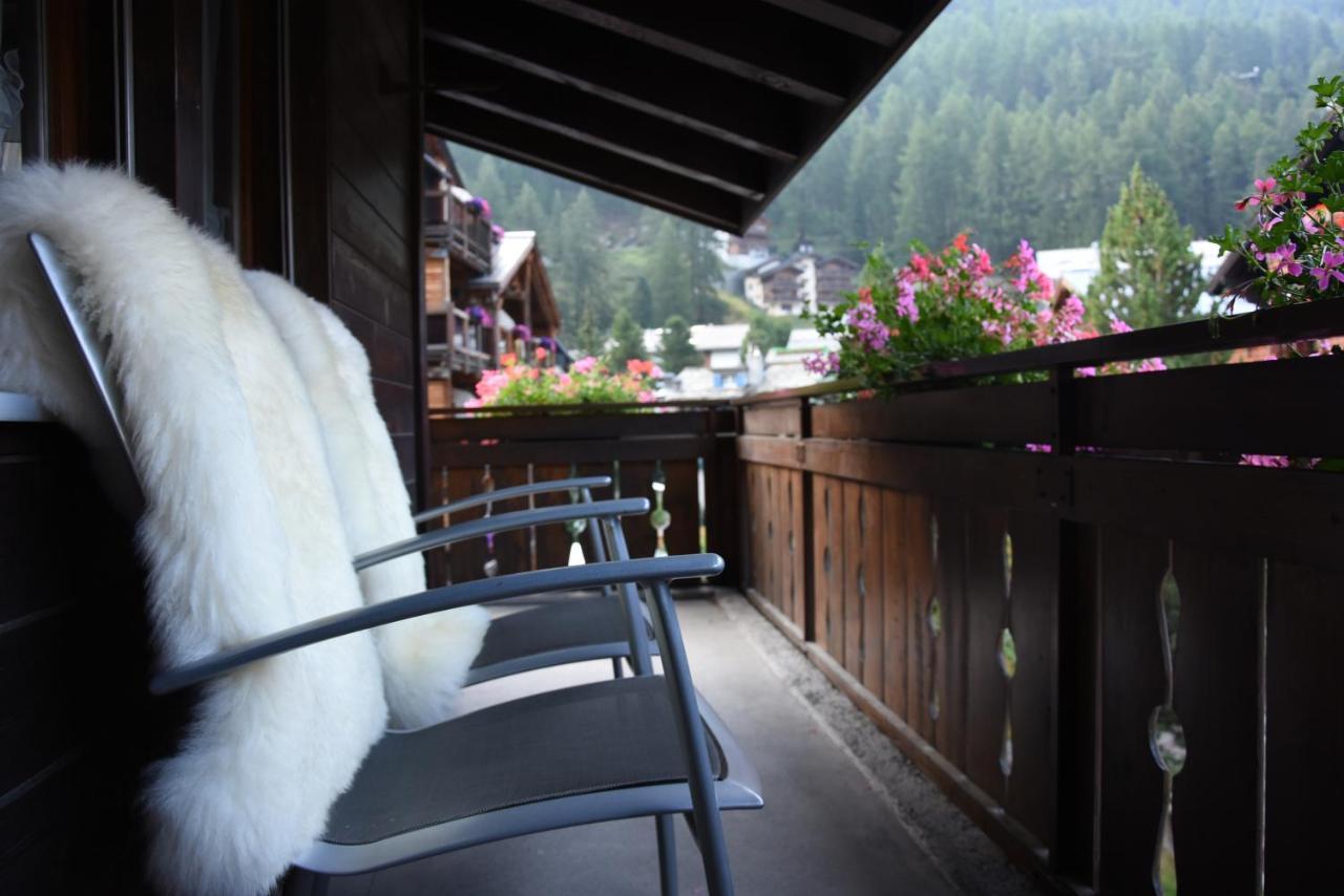 Hotel Astoria Zermatt Exterior photo